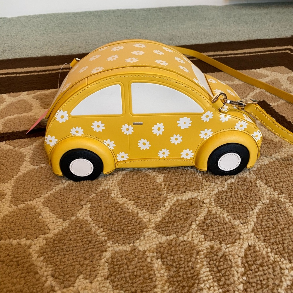 Kate spade beep beep car crossbody bag purse NWT Authentic